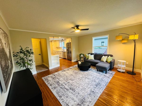 1647 Marsh Avenue , Maple Plain, MN 55359