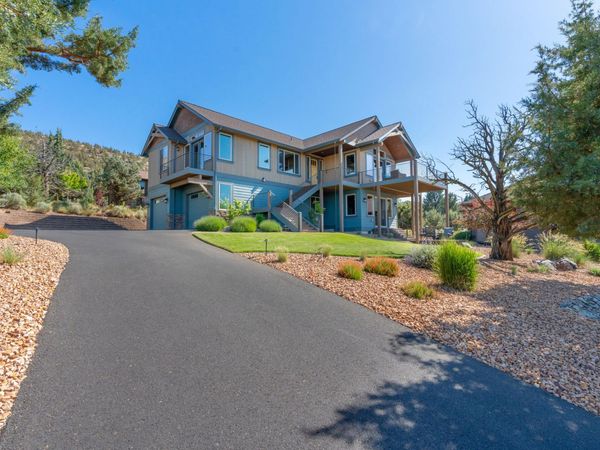 10792 Ironstone Court, Redmond, OR 97756