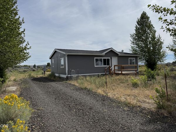 58282 Maple Circle Circle N, Christmas Valley, OR 97641