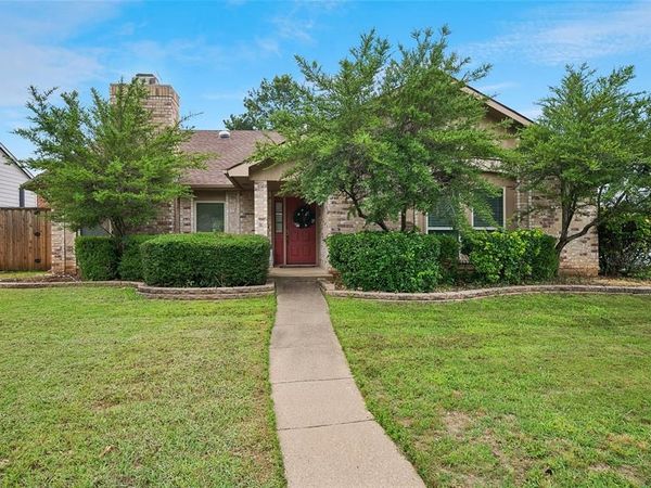 3017 Newcastle Court, Flower Mound, TX 75028