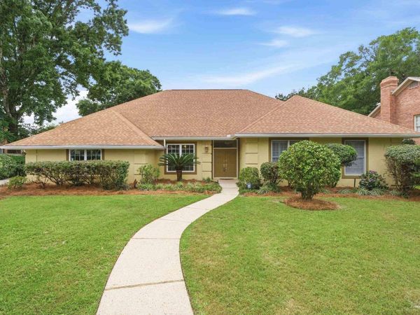 2427 Tronjo Ter, Pensacola, FL 32503