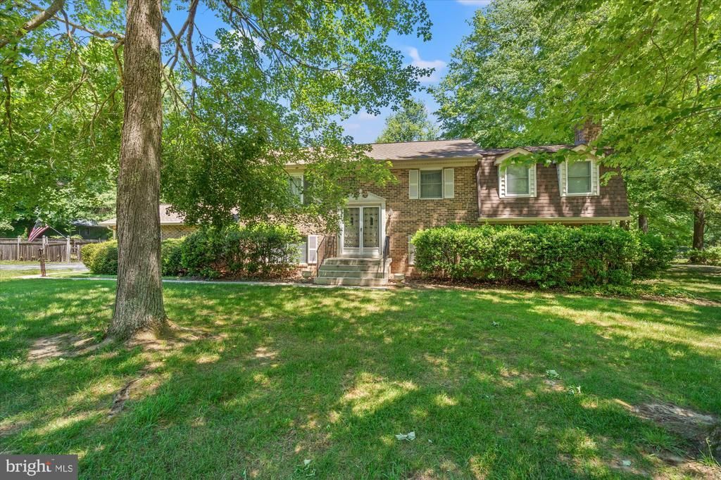 8620 Norman Drive, White Plains, MD 20695 Main Photo