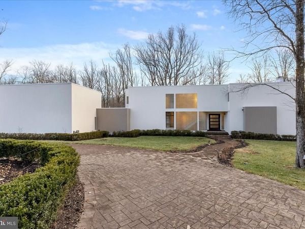 230 BROOKS BEND, PRINCETON, NJ 08540