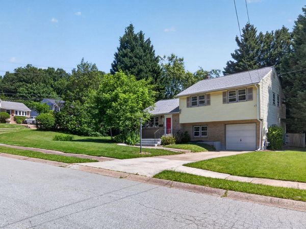 1706 PENNROCK ROAD, WILMINGTON, DE 19809