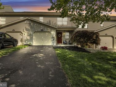 1490 MAPLEWOOD DRIVE , NEW CUMBERLAND, PA 17070