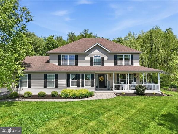 569 DEERFIELD DRIVE , NAZARETH, PA 18064