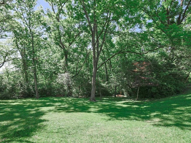 228 Poage Farm Road, Wyoming, OH 45215 Photo 40