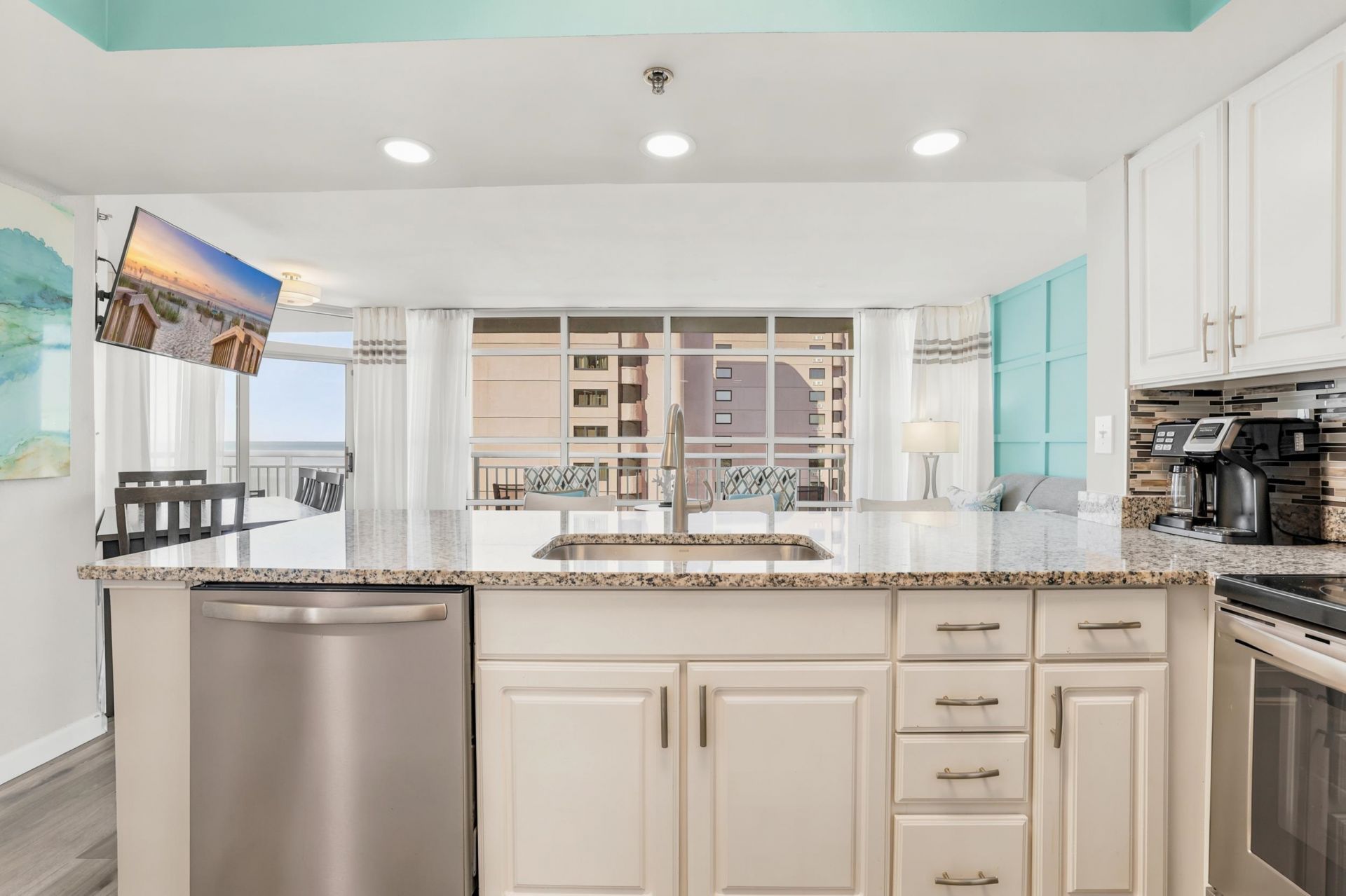 2504 N Ocean Blvd.  Photo 8