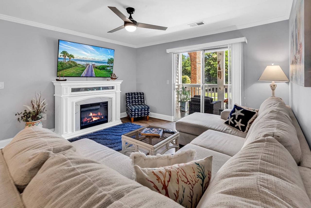 3768 Citation Way  Photo 7