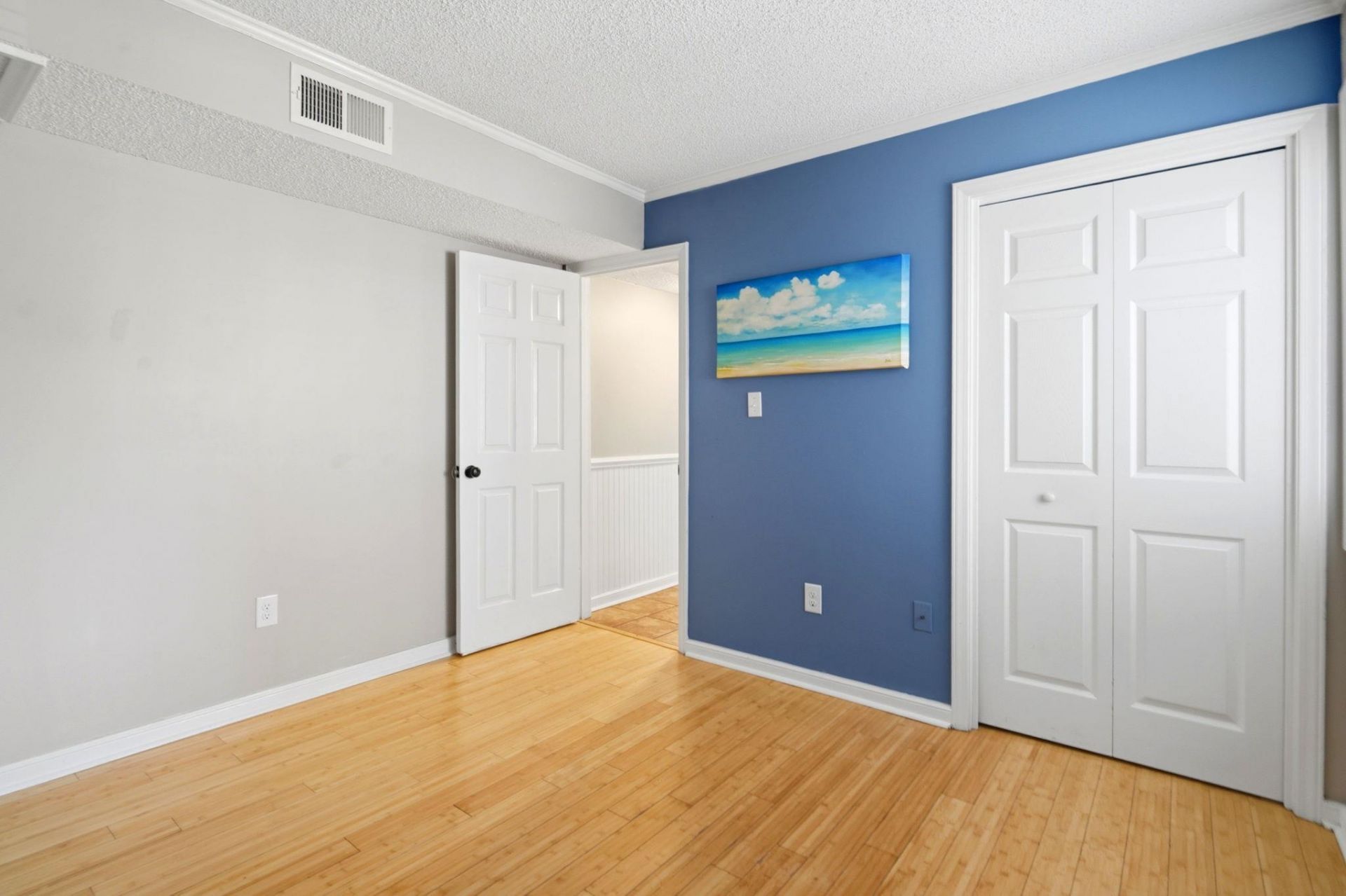 609 Hillside Dr.  Photo 36