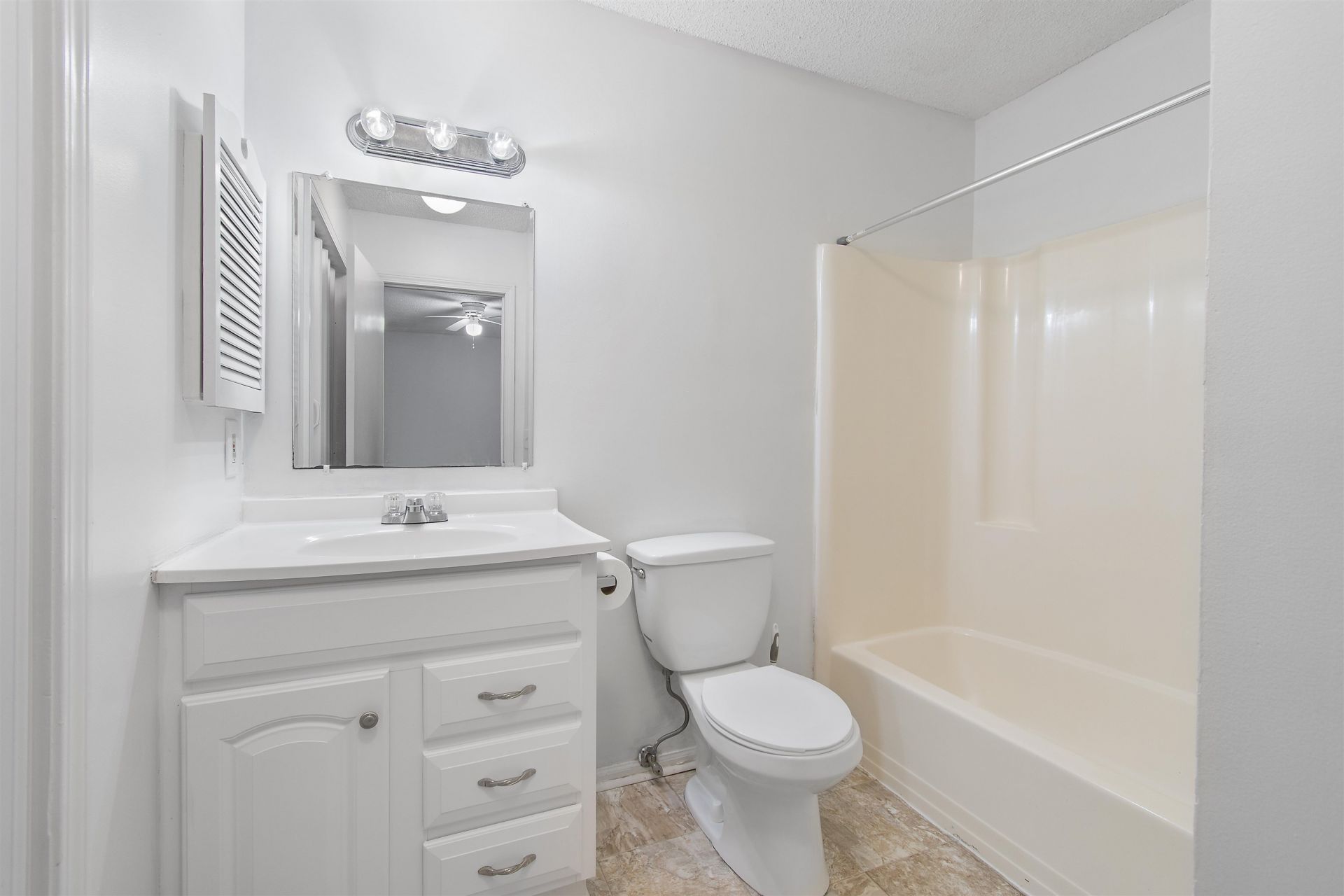 4150 Horseshoe Rd. N  Photo 10