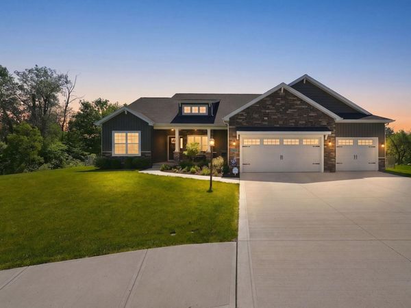 5801 Lourdais Court, Fort Wayne, IN 46818