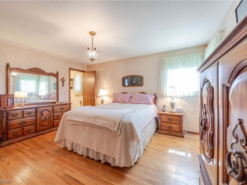 13899 Chippewa Trail , Middleburg Heights, OH 44130 Photo 18