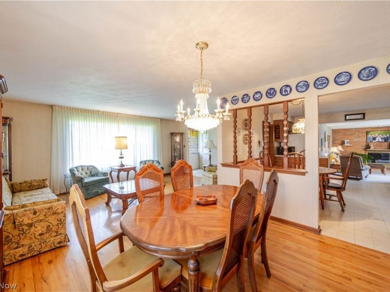 13899 Chippewa Trail , Middleburg Heights, OH 44130 Photo 7