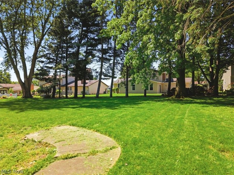 2230 Vixen Street NW, North Canton, OH 44720 Photo 35