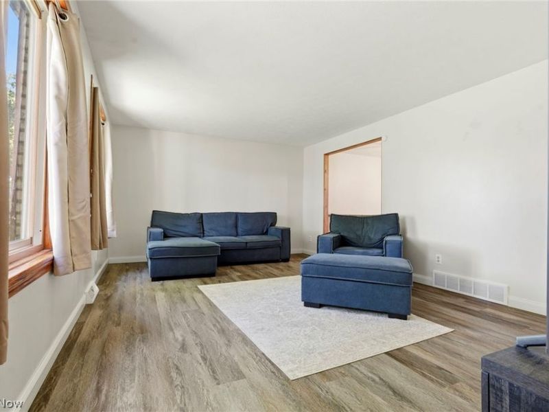 2230 Vixen Street NW, North Canton, OH 44720 Photo 8