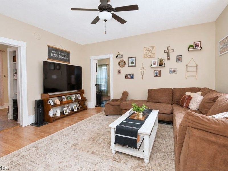 403 New Street , Fairport Harbor, OH 44077 Photo 8