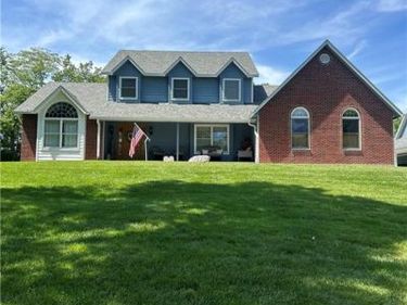 10250 Little Turtle Lane, Piqua, OH 45356