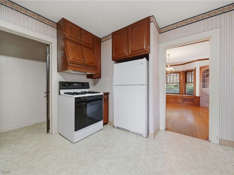 500 31st Street SW, Barberton, OH 44203 Photo 15