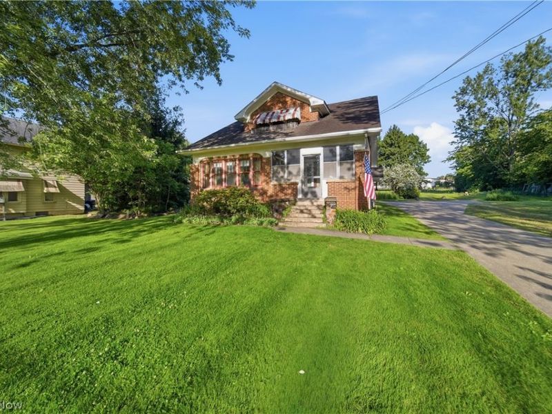 500 31st Street SW, Barberton, OH 44203 Photo 2