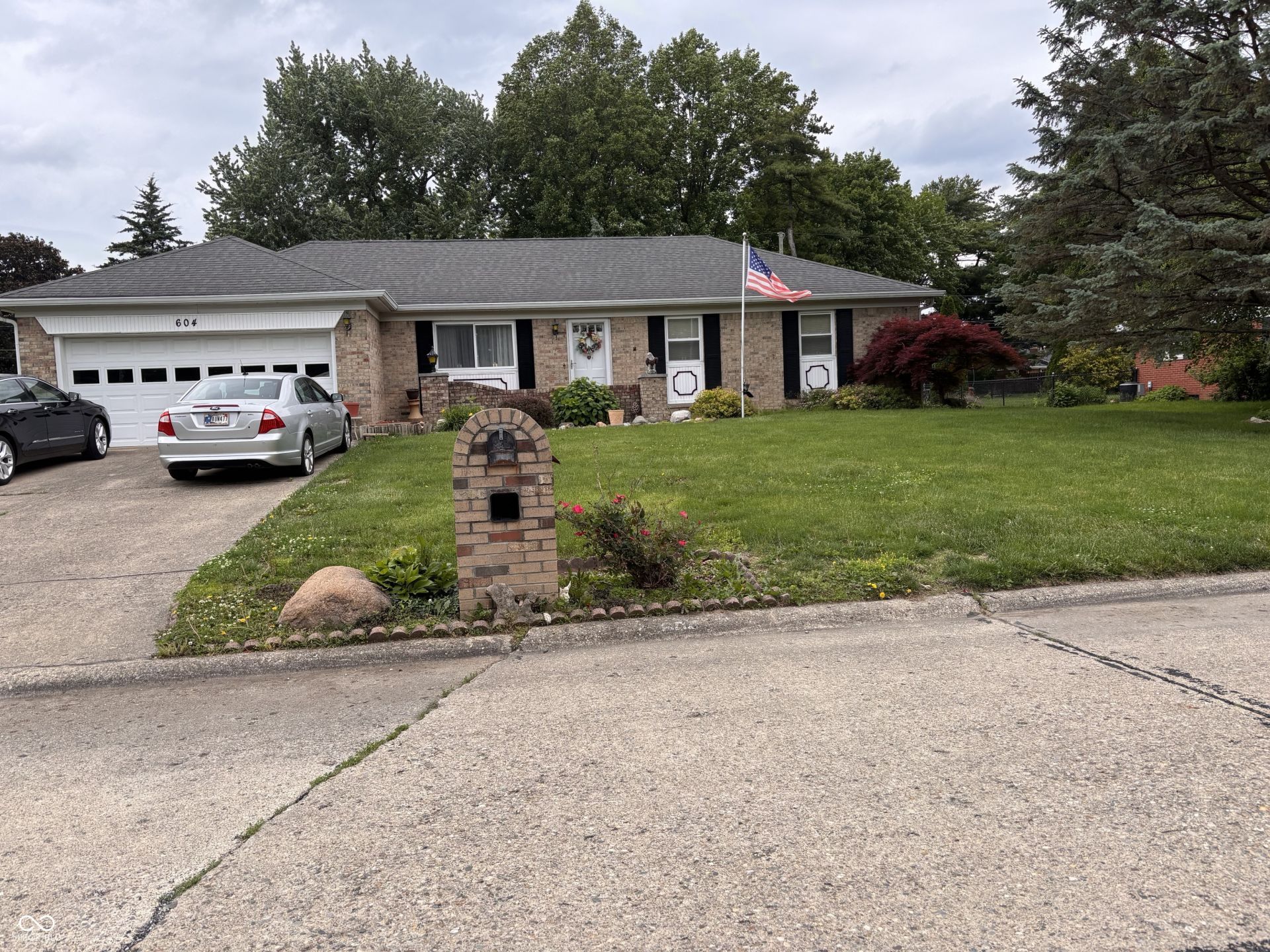 604 Chariot Lane  Indianapolis, IN