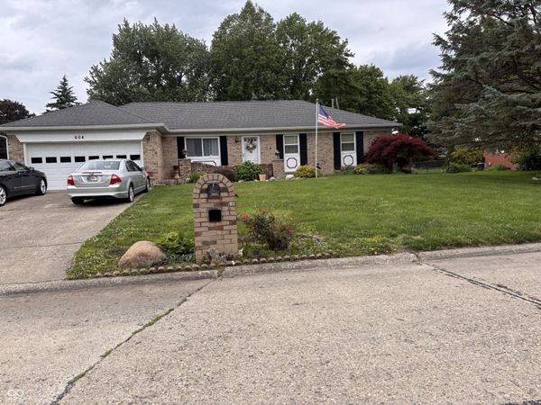 604 Chariot Lane , Indianapolis, IN 46227