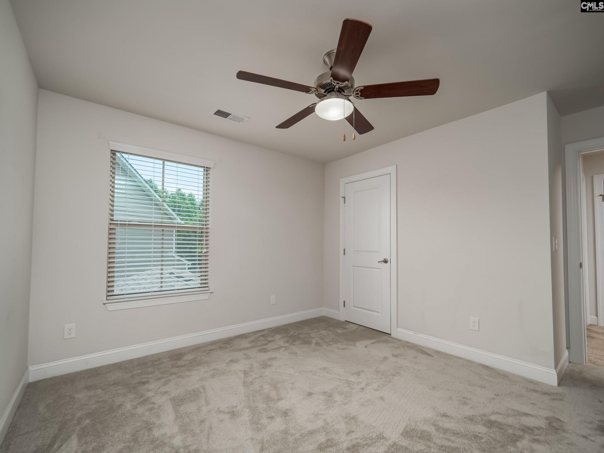 530 Litchfield Lane Photo 25