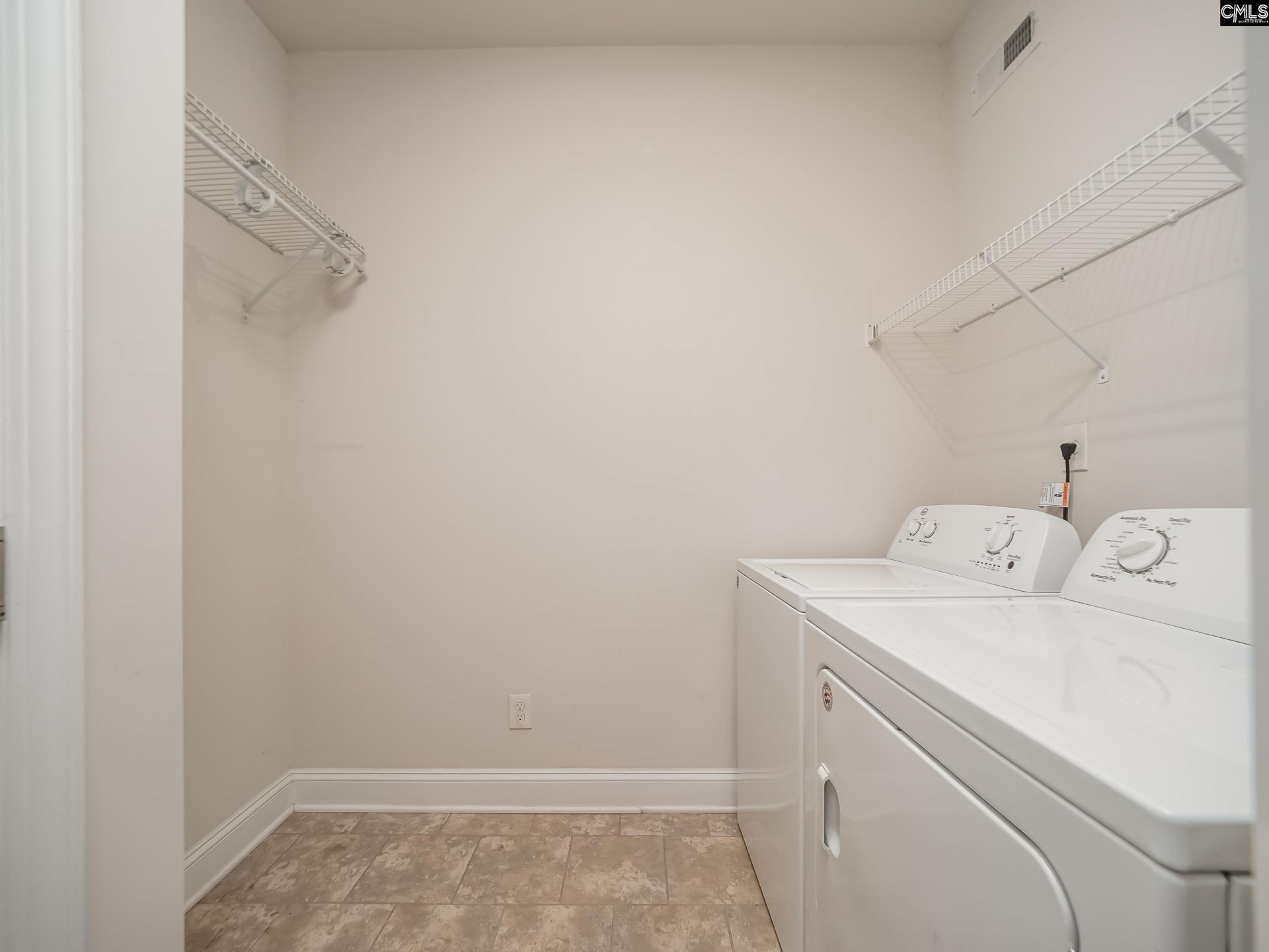 530 Litchfield Lane Photo 26