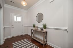 530 Litchfield Lane photo 4
