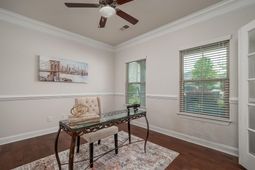 530 Litchfield Lane  photo 4