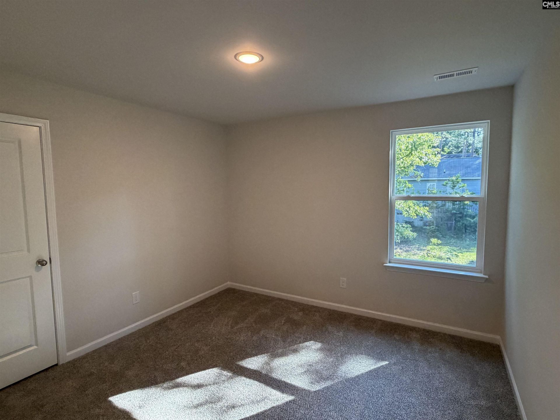 204 Rockcreek Road  Photo 8