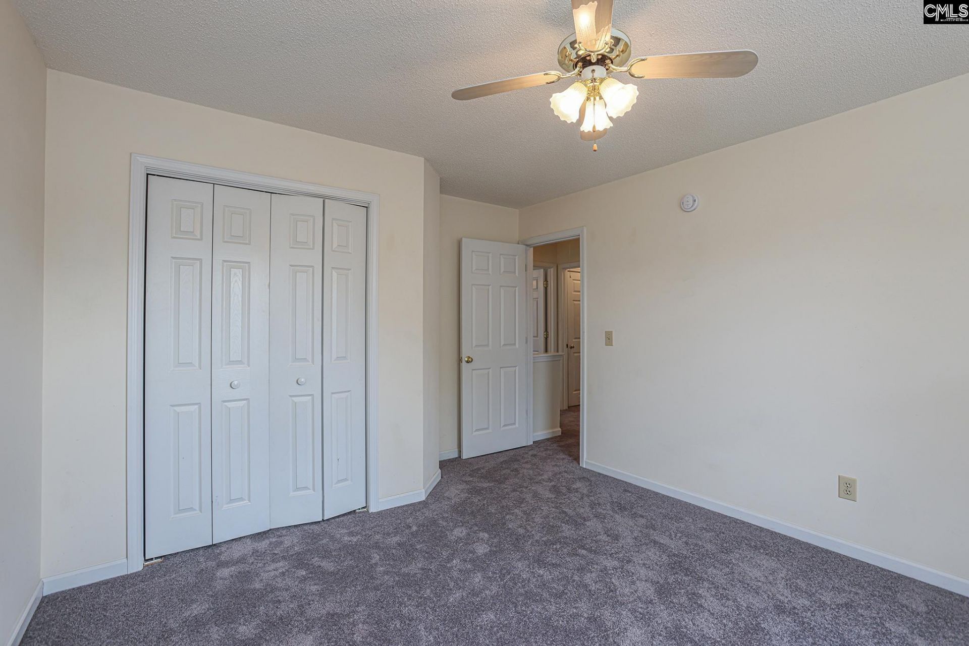 305 Hunters Ridge Drive Photo 13
