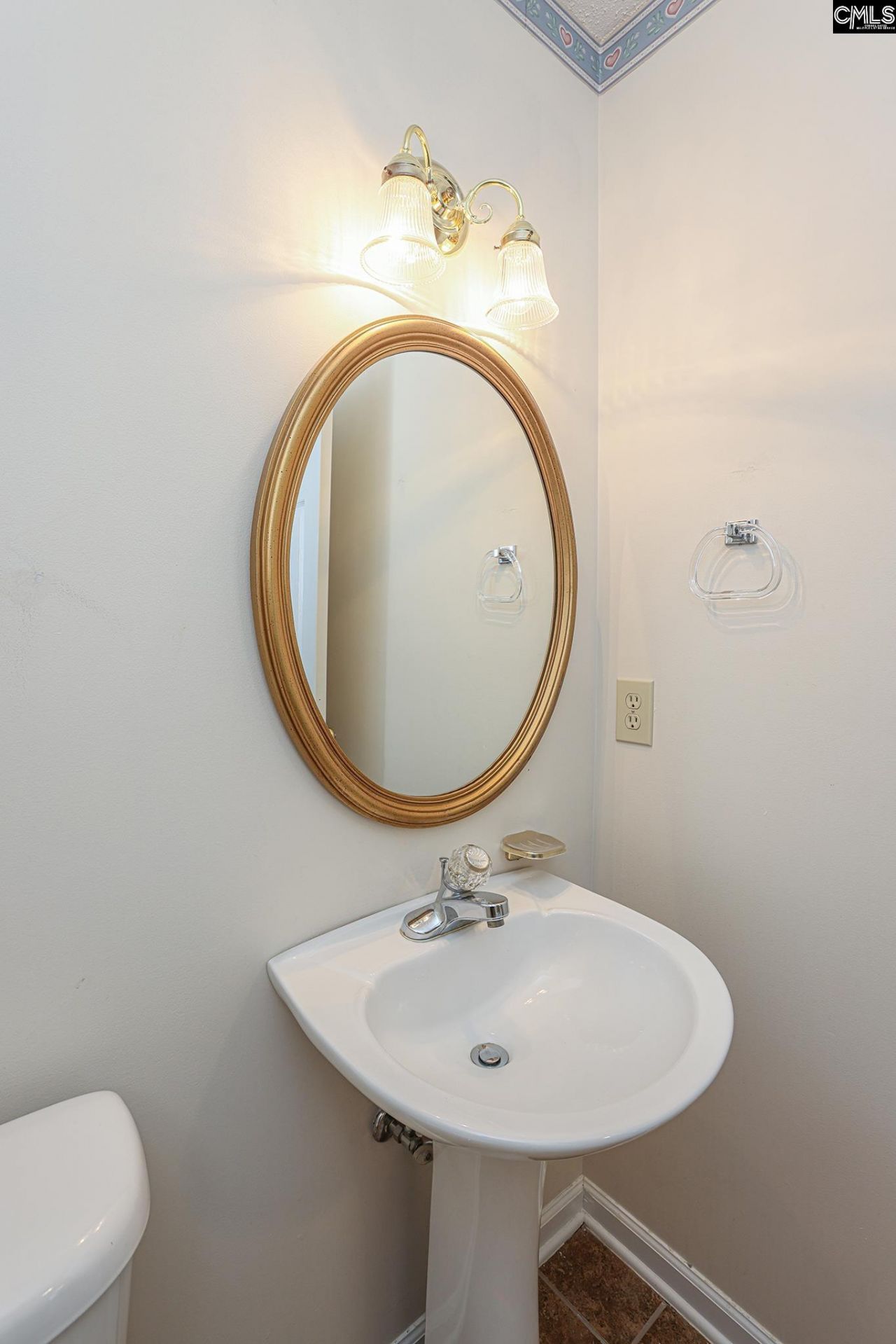 305 Hunters Ridge Drive Photo 19