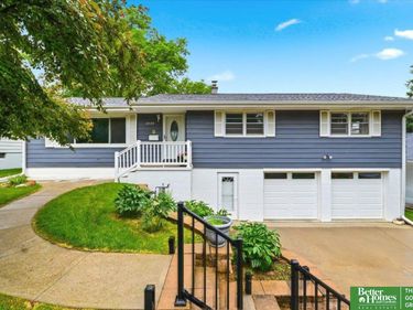 2728 S 48th Avenue, Omaha, NE 68106