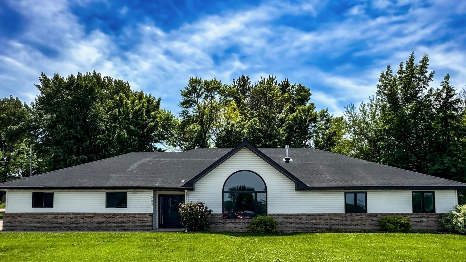 203 Frank Avenue NW, Elysian, MN 56028