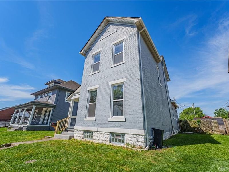 21 S Philadelphia Street, Dayton, OH 45403 Photo 2