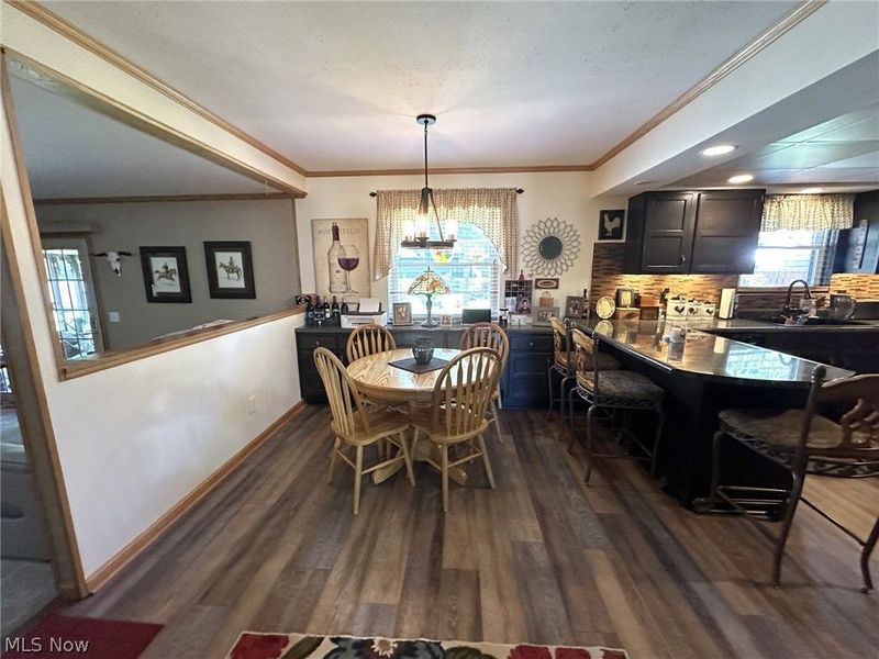 812 Brentwood Drive, Belpre, OH 45714 Photo 8