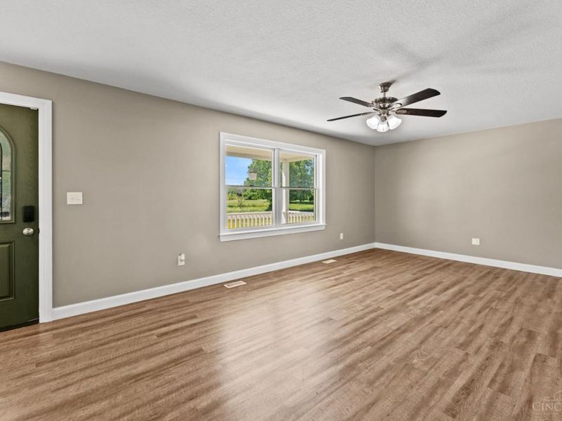 2047 Decatur, Liberty Township, OH 45697 Photo 9