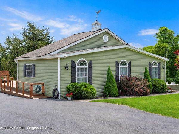 60 Travis Place, Athens, NY 12015