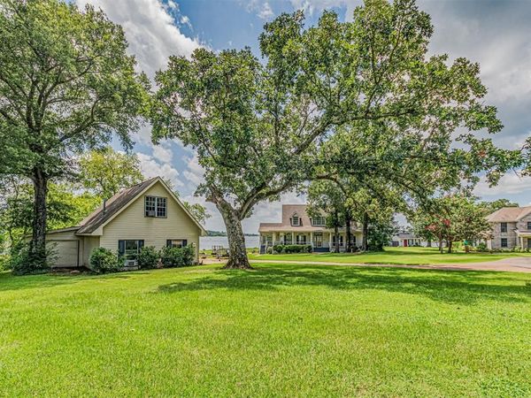 1747 County Road 1785 , Yantis, TX 75497