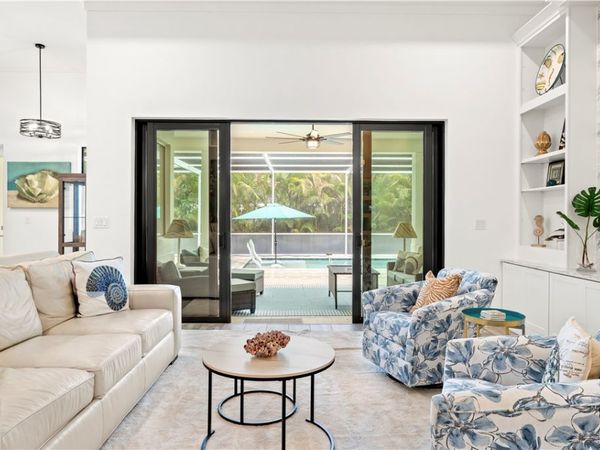 425 Holly Road, Vero Beach, FL 32963