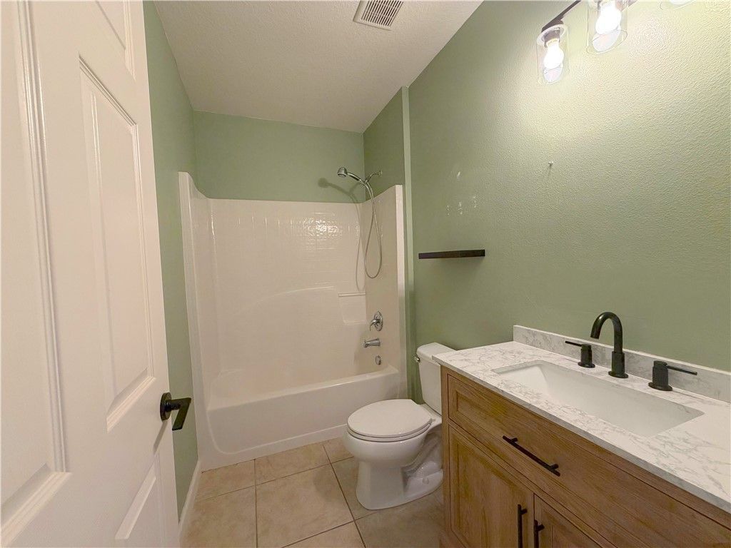 1269 Lexington Manor Sw, Vero Beach, FL 32962 Photo