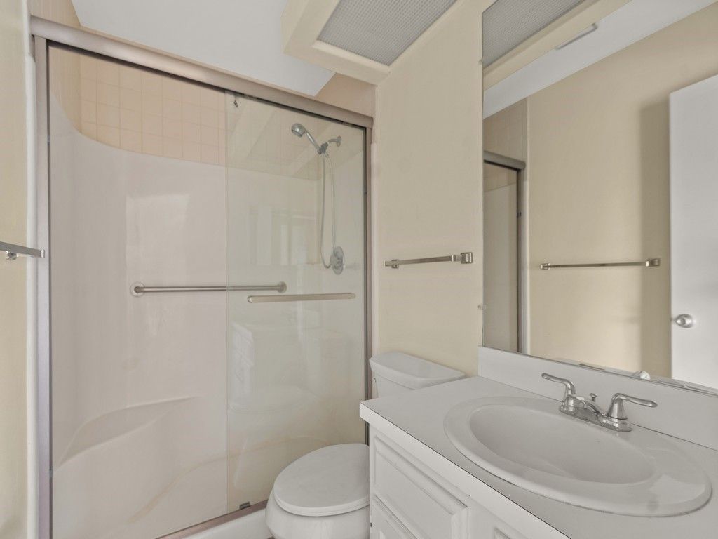 45 Vista Gardens Trail, Unit 207, Vero Beach, FL 32962 Photo