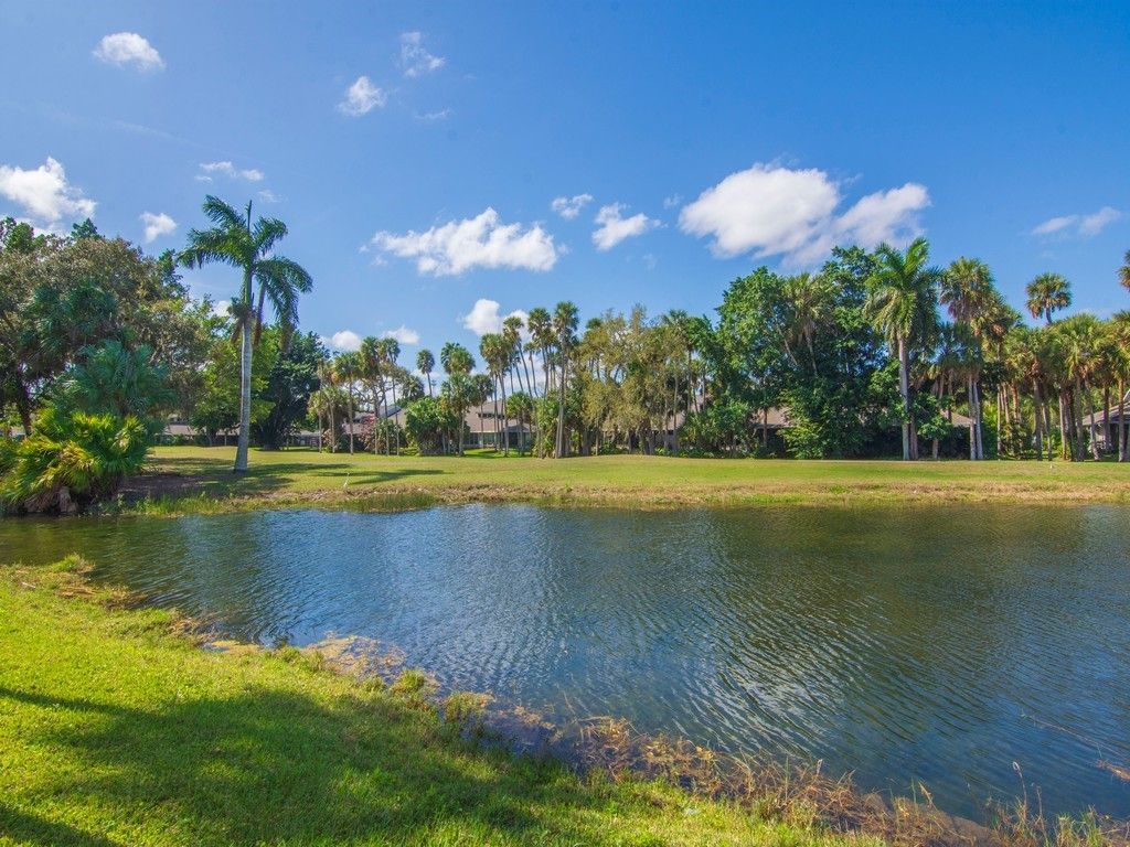 45 Vista Gardens Trail, Unit 207, Vero Beach, FL 32962 Photo