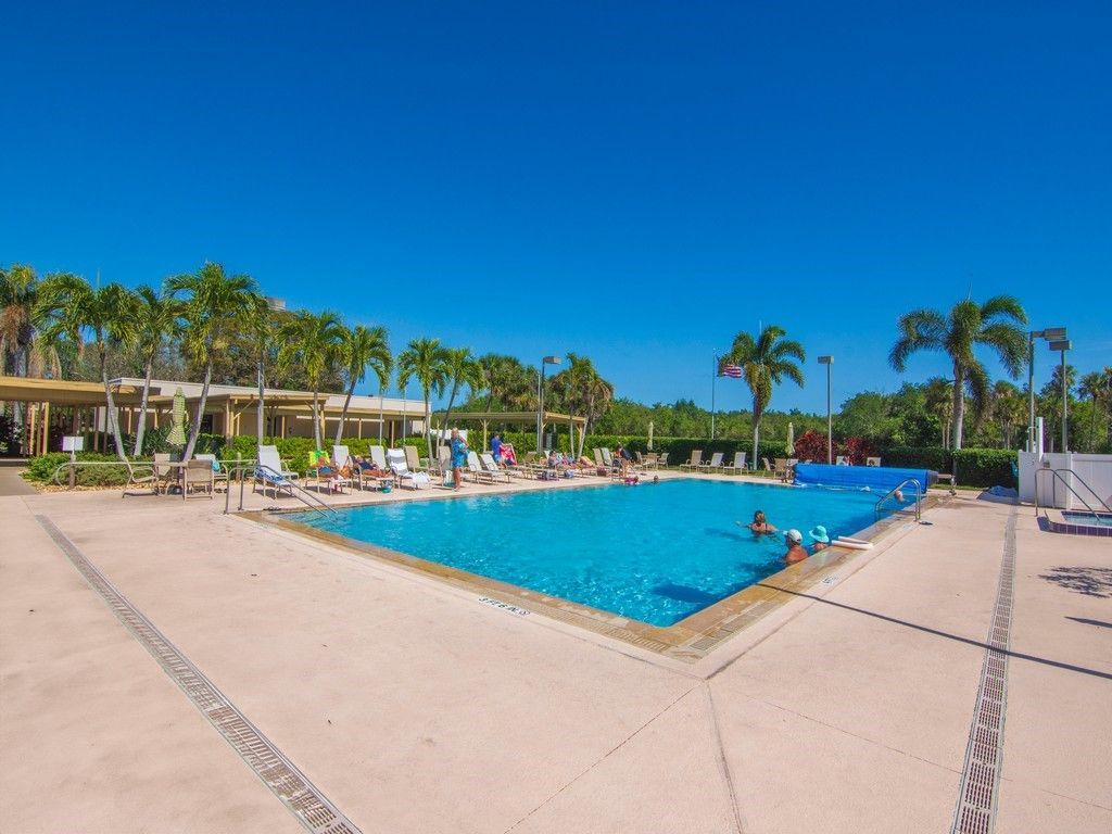 45 Vista Gardens Trail, Unit 207, Vero Beach, FL 32962 Photo