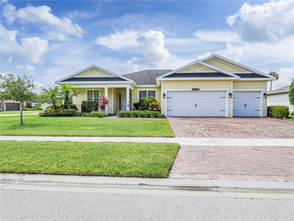 6220 Arcadia Square, Vero Beach, FL 32966 Photo