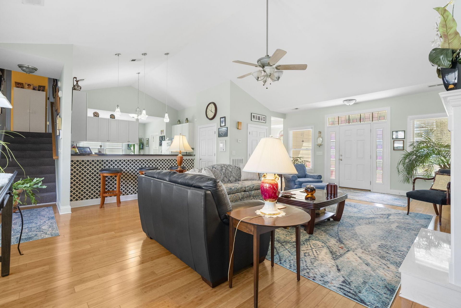 842 Captain Toms Crossing Photo 9