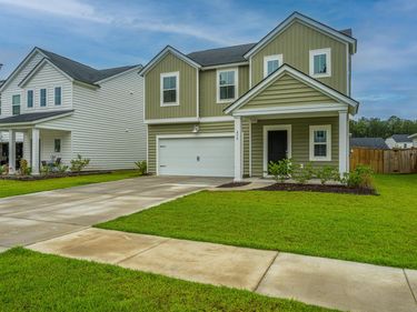 450 Camellia Bloom Drive, Moncks Corner, SC 29461