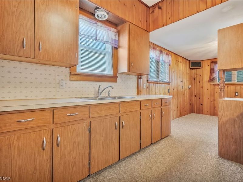 286 5th Street NW, Carrollton, OH 44615 Photo 12