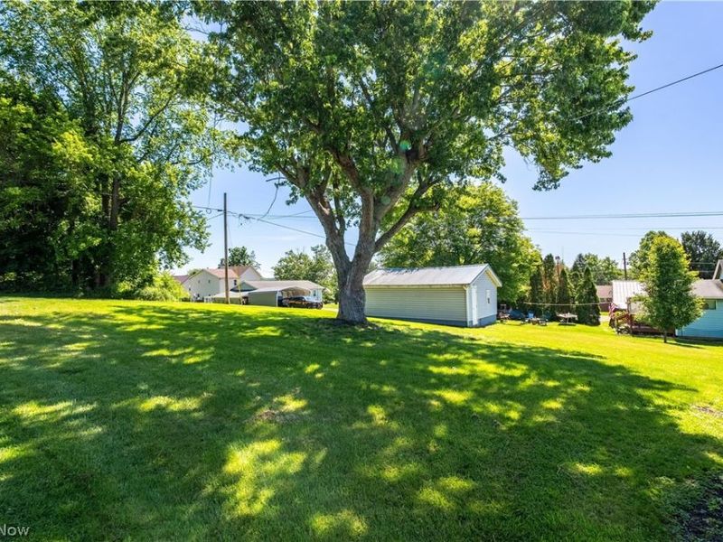 286 5th Street NW, Carrollton, OH 44615 Photo 6